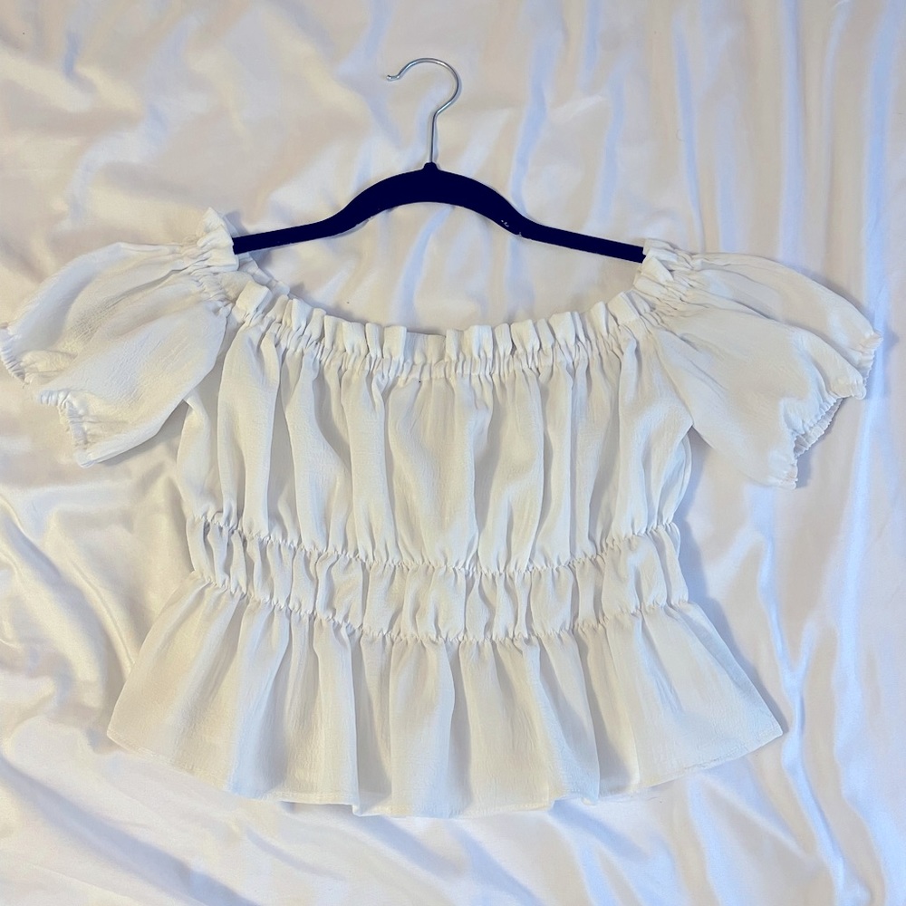 White scrunch ruffle crop top